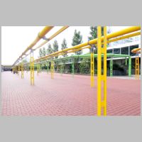 Medialinien von Hans Hollein im Olympischen Dorf in München, photo Heinz Theuerkauf.jpg